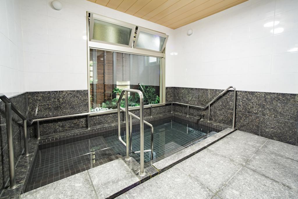 The United Hotel Osaka Umeda Екстер'єр фото